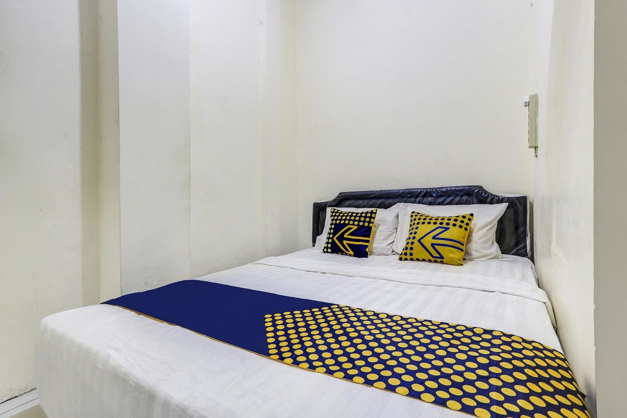 Spot On 90780 Gang Tengah Homestay Syariah Семаранг Екстер'єр фото